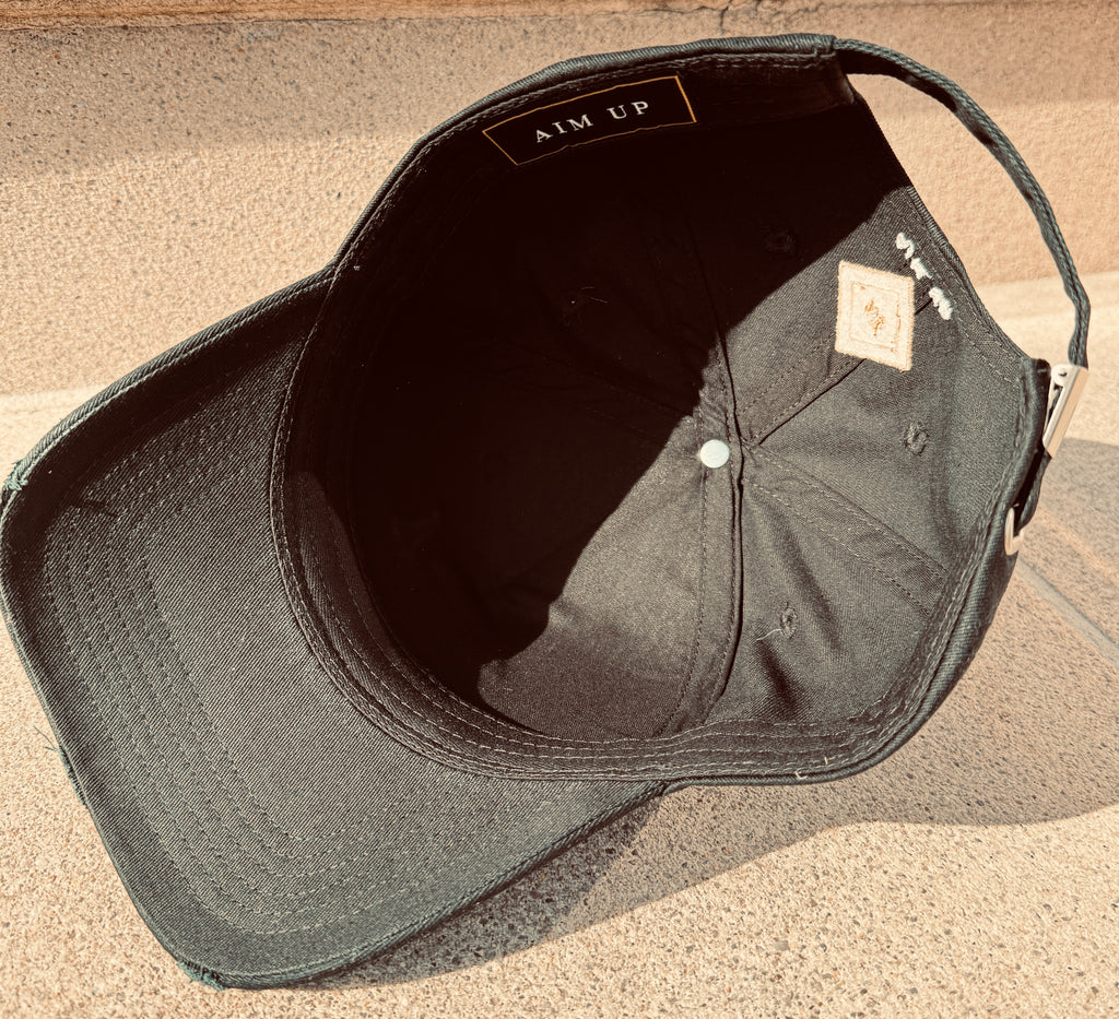 The Crown Cap - Noir & Gold